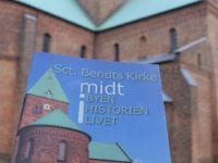 Ringsted Sogn‎ - Bogreception - Jubilæumsskriftet om Sct. Bendts Kirke. PR.foto