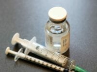 Sundheds­styrelsen justerer vaccinations­planen igen